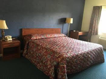 Cci Express Inn Central City Екстериор снимка